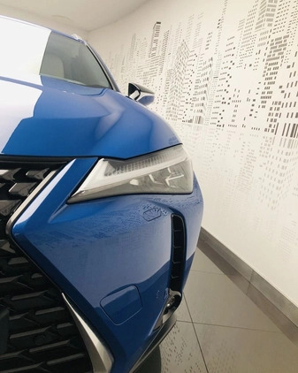 Lexus UX cena 205900 przebieg: 18000, rok produkcji 2022 z Ciężkowice małe 596